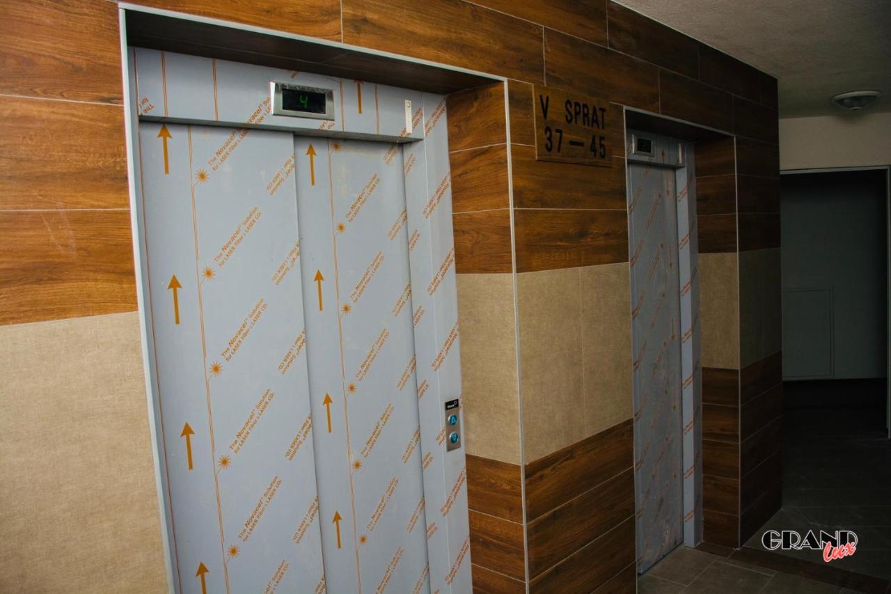 Grand Lux Apartment Doboj Bagian luar foto
