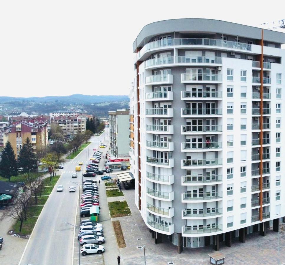 Grand Lux Apartment Doboj Bagian luar foto